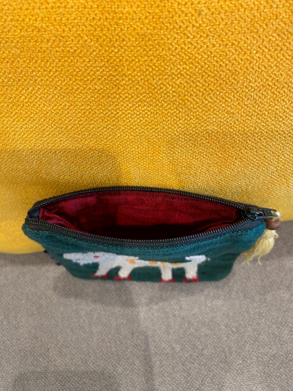 動物柄の小さなポーチ①