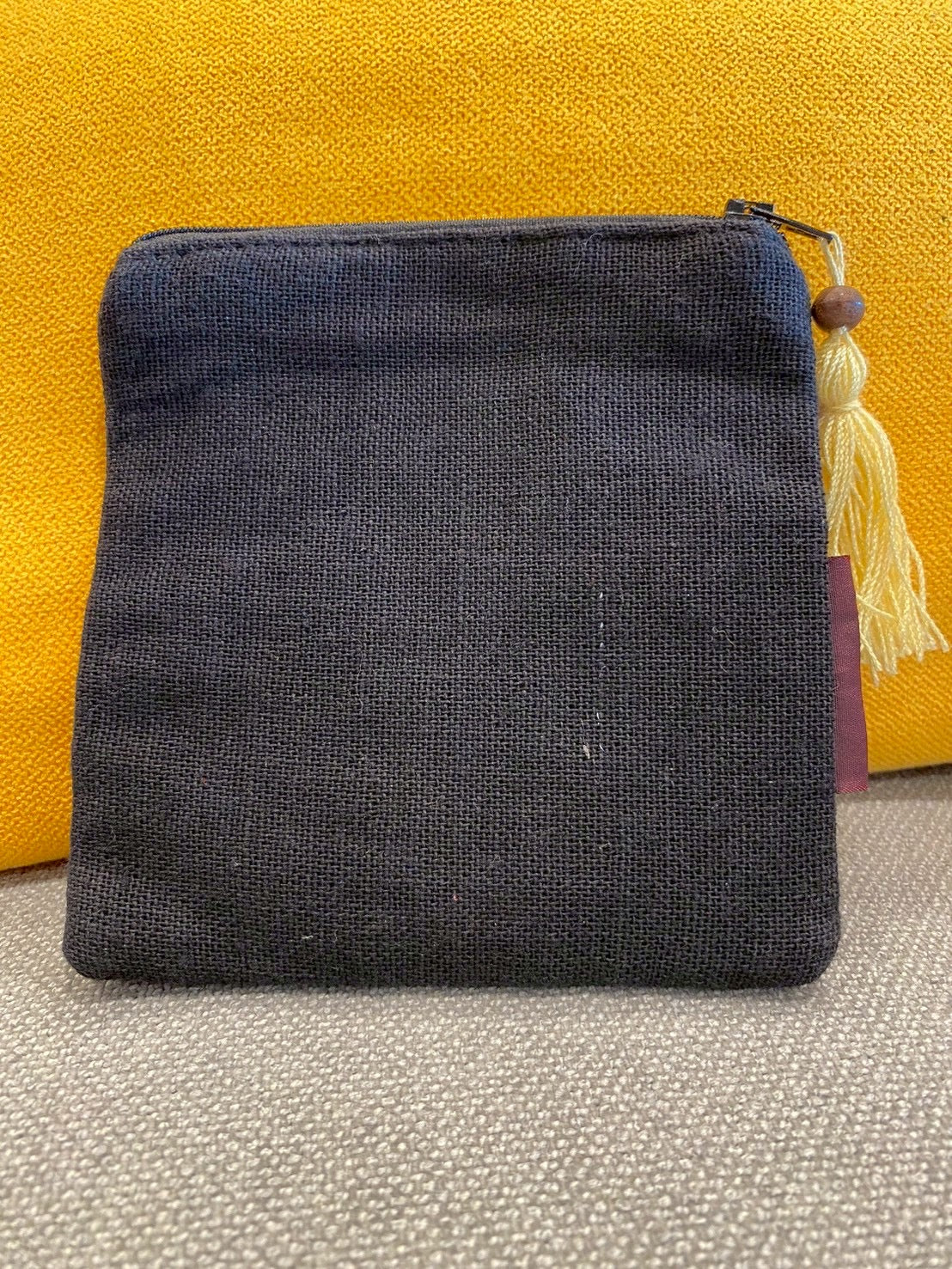 動物柄の小さなポーチ①