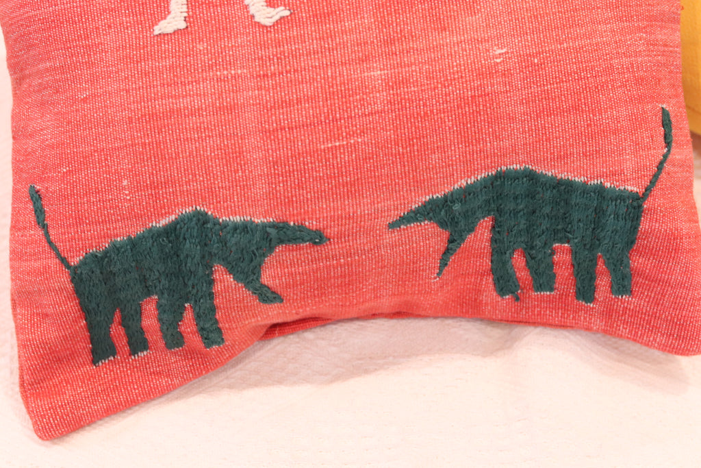 手ぬいの小さめクッションカバー(赤)