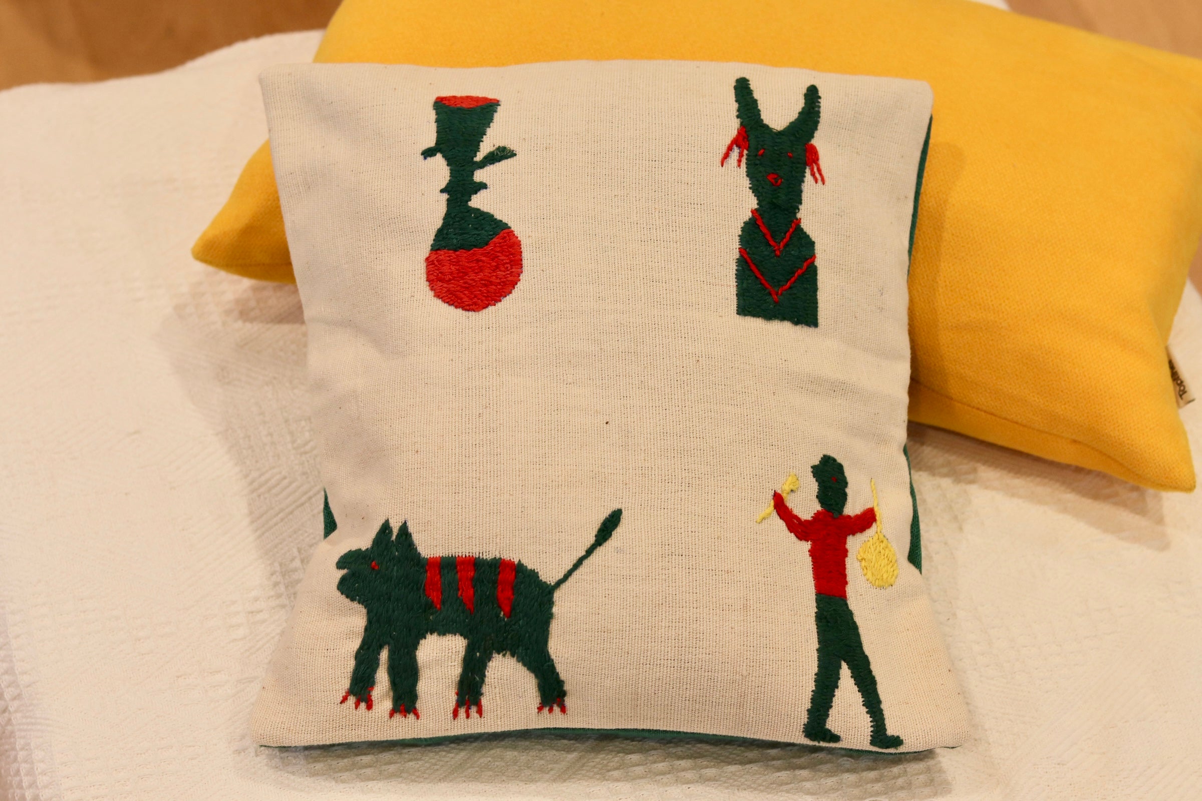 手ぬいの小さめクッションカバー(緑)