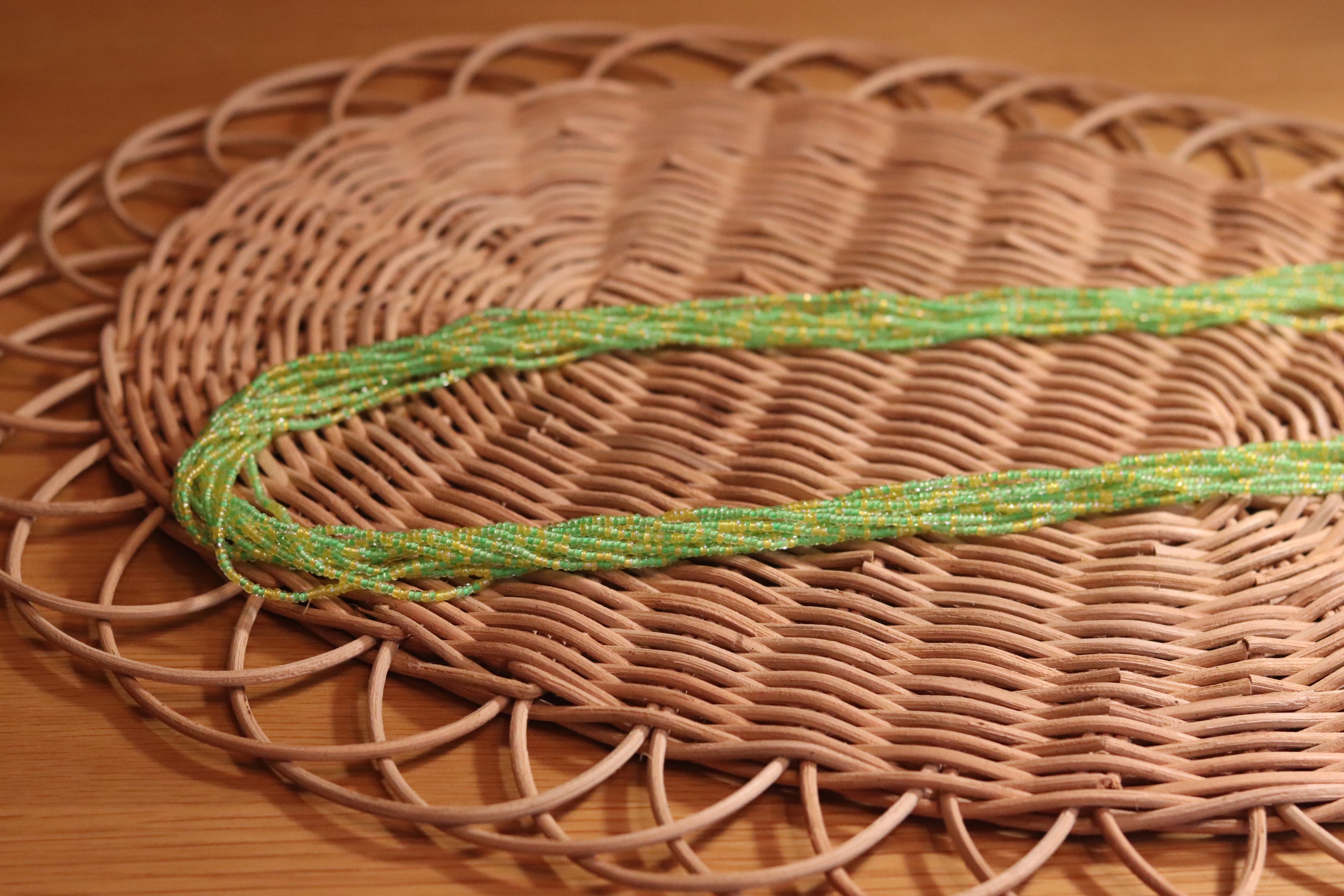 海ぶどうみたいなネックレス。